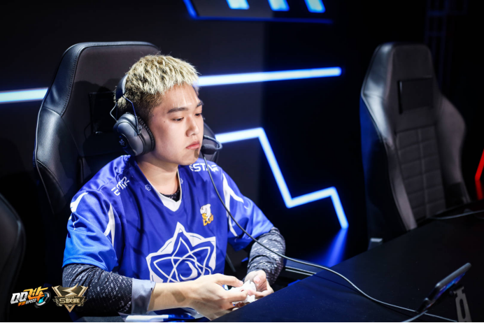 开云体育入口-金蝉脱壳!选手险中求胜获胜的简单介绍