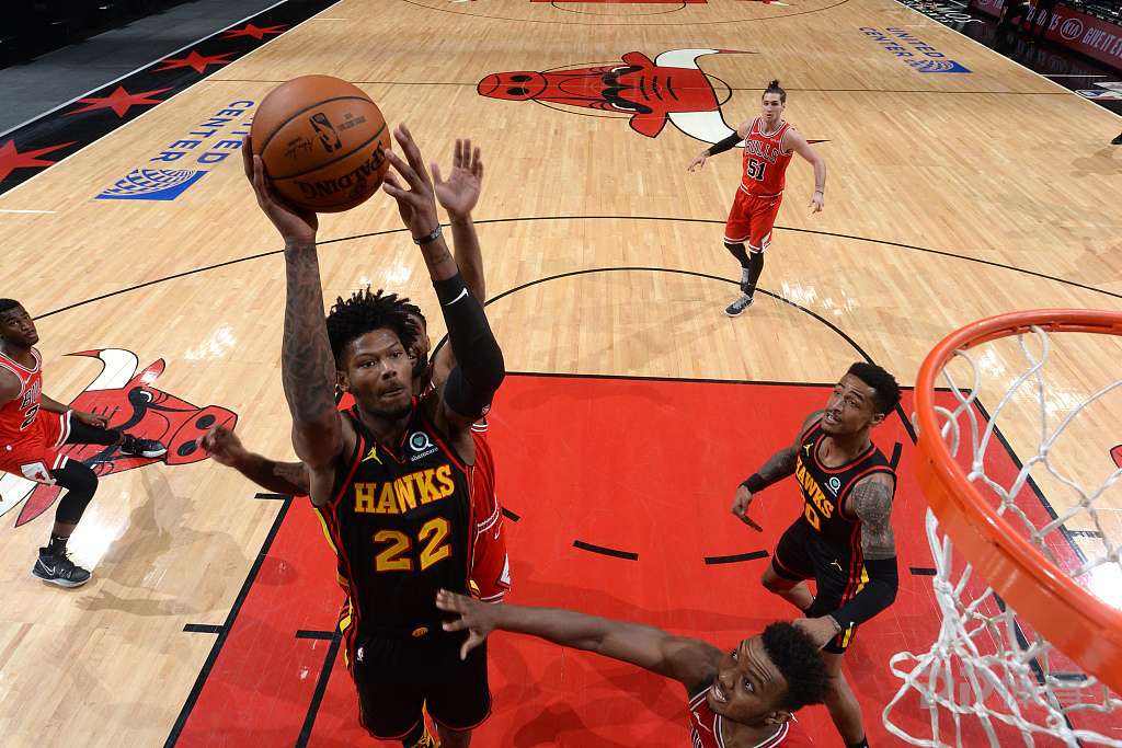 开云官网-老鹰擒公牛获胜，亨特贡献关键三分的简单介绍