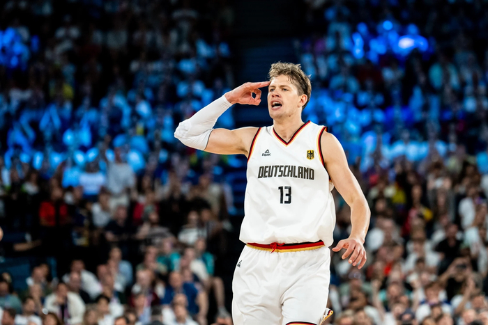 开云体育中国-德国翻盘塞尔维亚男篮，利拉德打破历史纪录宿敌对决全球总决赛，锁定晋级资格的简单介绍