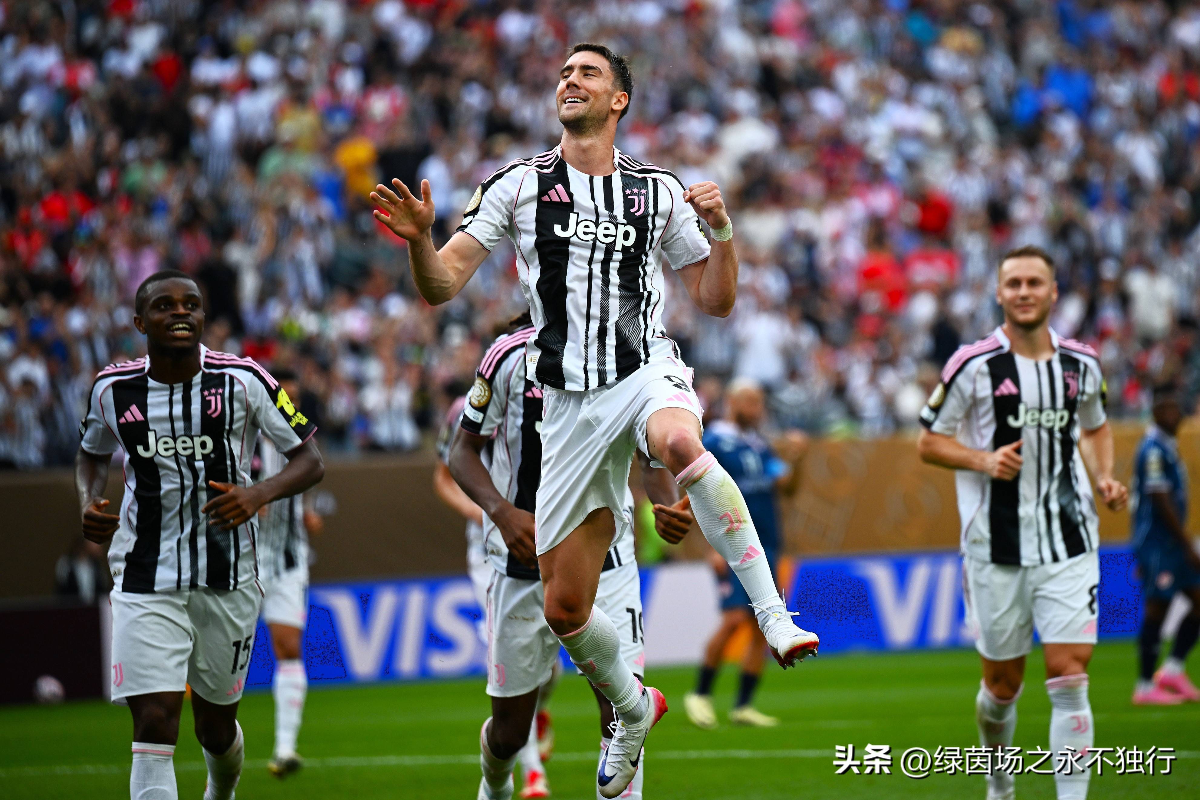 尤文图斯不敌巴塞罗那,遗憾告终 尤文图斯不敌巴塞罗那,遗憾告终