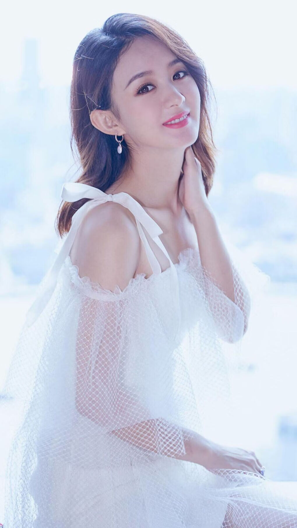 开云体育中国-东方魔术师与黄金之矛，当三笘薰统治全场，哥伦比亚如何逆转足球巨人皇马