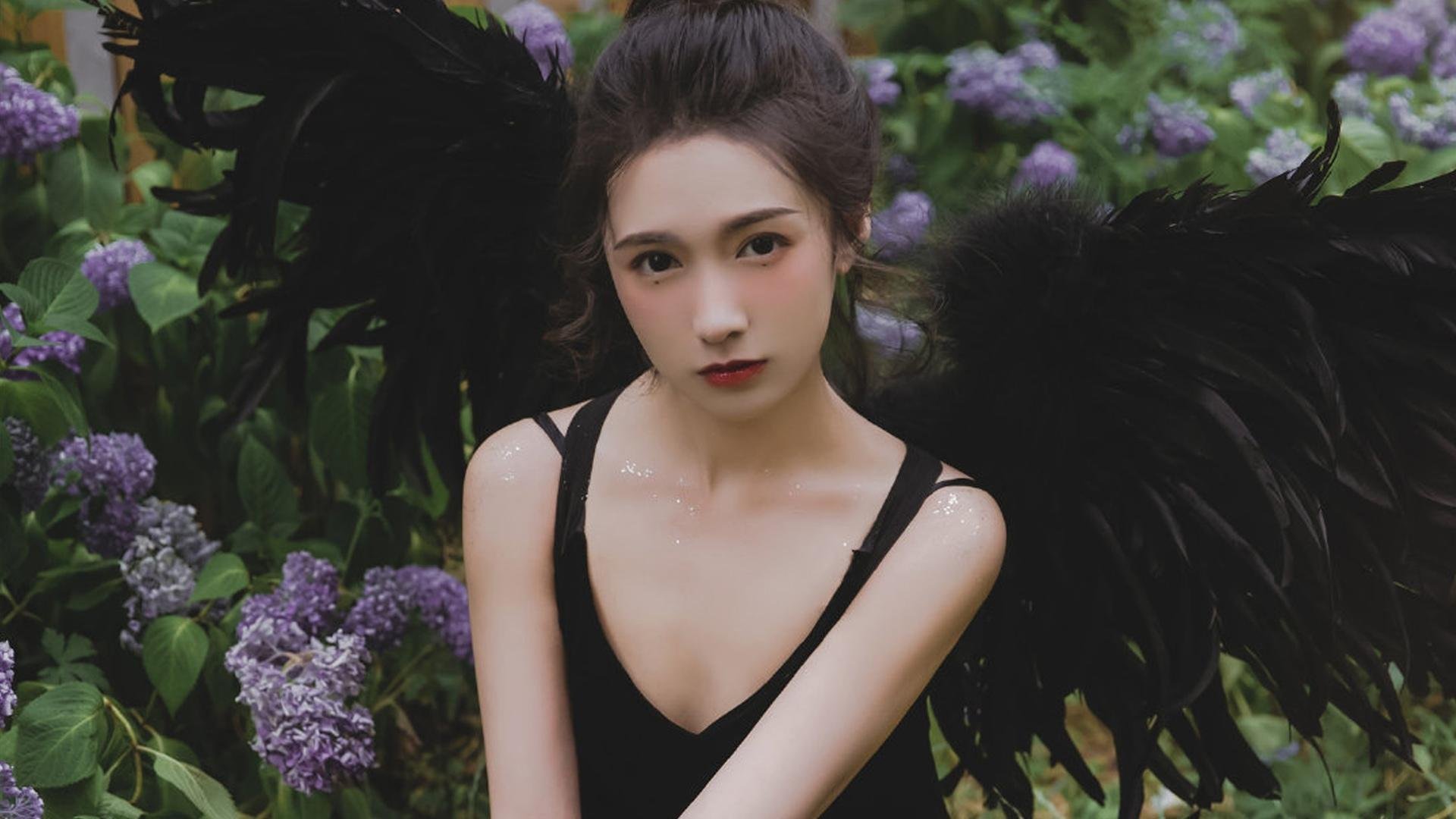 亚平宁的尘埃与墨西哥湾的轰鸣，当F1悬念在街道上重生