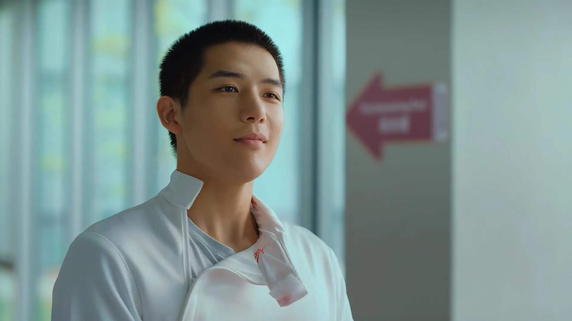 开云体育官网-双线狂飙,F1引擎轰鸣中,上海滩篮球重炮击沉广东巨舰