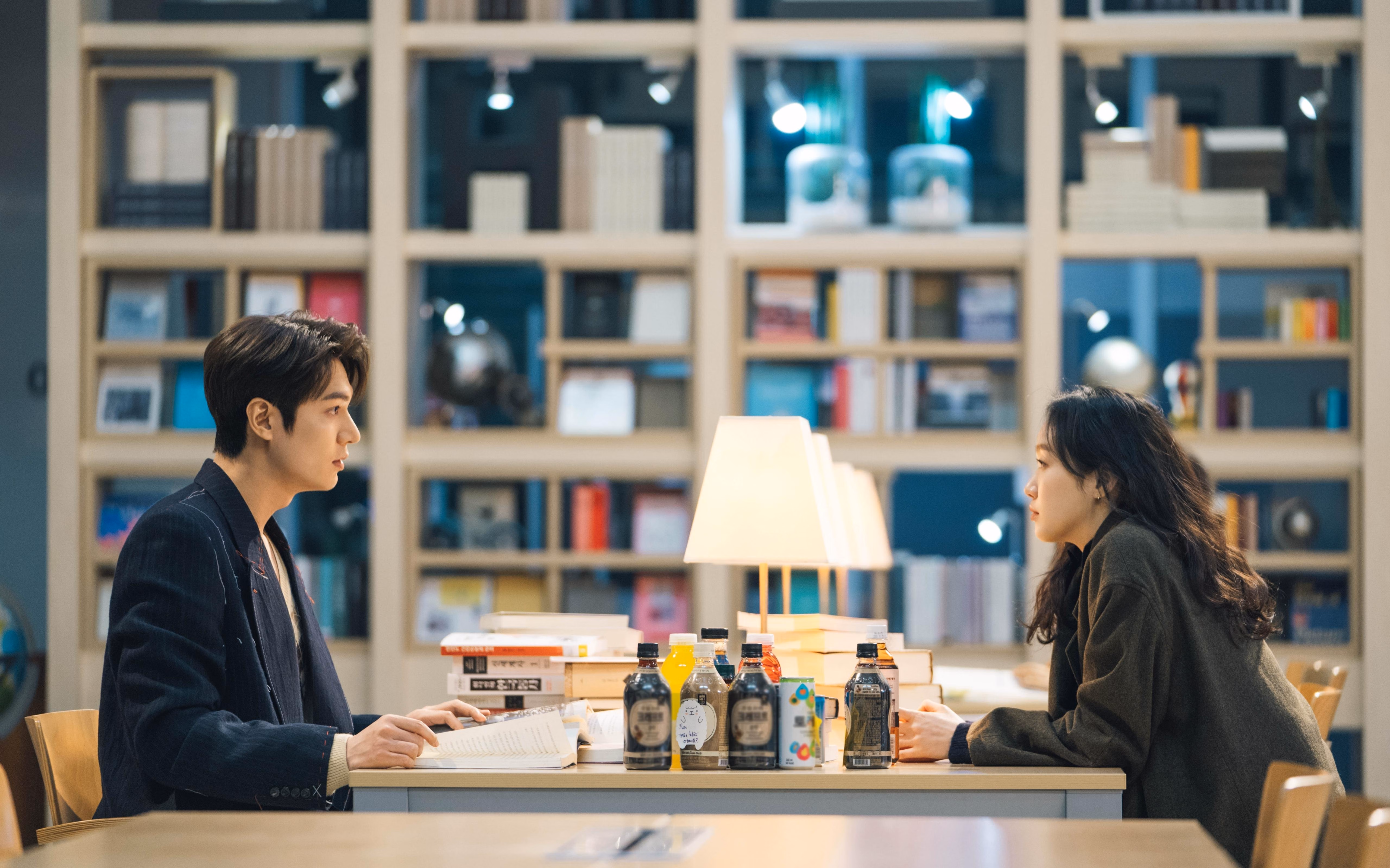 开云sport-星际碰撞,当利拉德空降CBA,在杭州巨压下引爆宇宙